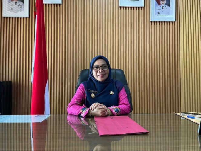 
					Surat Cinta untuk Kampar: Karena Pembangunan Bermula dari Hati Oleh: Dr. Hj. Misharti, S.Ag., M.Si. (Wakil Bupati Kampar)