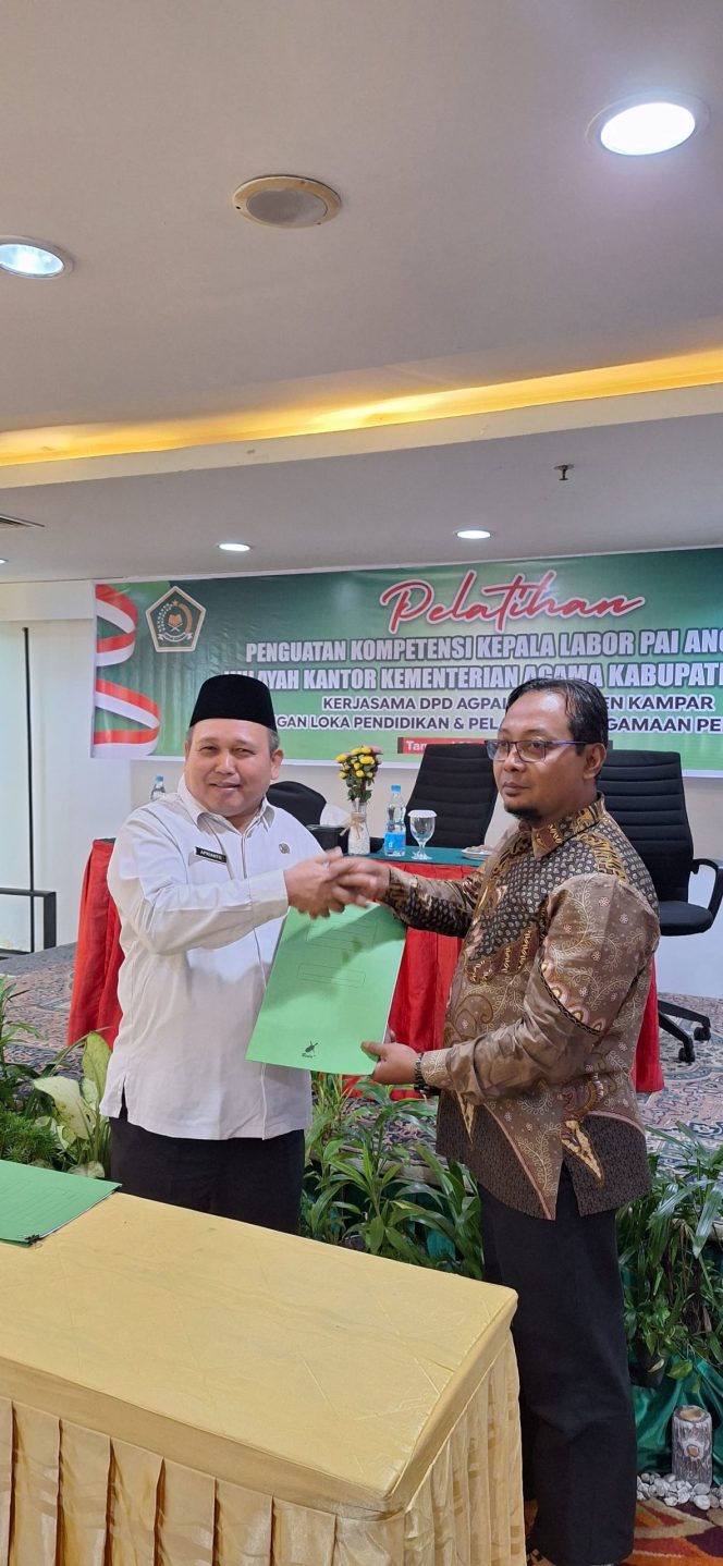 
					DPD AGPAII Kampar Inisiasi Laboratorium PAI, Menjawab Tantangan Pendidikan Karakter di Era Digital