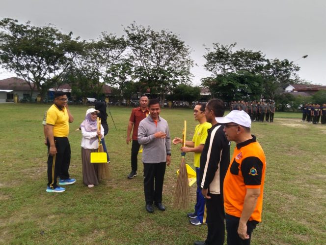 
					Apel dan Gotong Royong Serentak Dukung Gerakan Indonesia Asri Digelar di Bangkinang Kota