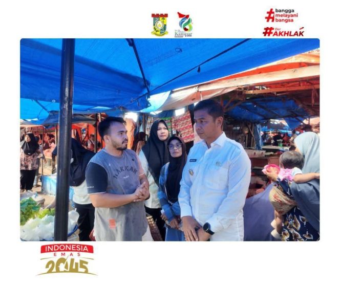 
					Bupati Kampar Tinjau Lokasi Parkir Kendaraan di Ramayana Bangkinang Guna Pastikan Kelancaran Jual Beli Pedagang Jelang Ramadan