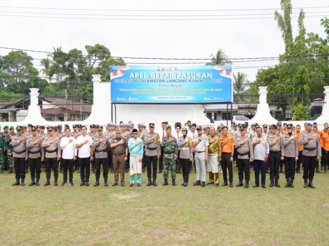 
					Ciptakan Keamanan dan Ketertiban Masyarakat Bagi Pengguna Jalan Raya, Pemerintah Kabupaten Kampar Mendukung Penuh Pasukan Operasi Keselamatan Lancang Kuning.
