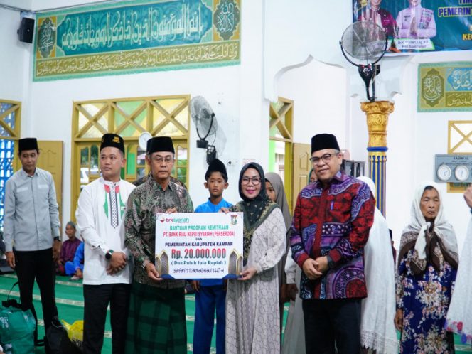 
					Wakil Bupati Kampar Pimpin Safari Ramadhan di Desa Binamang, Pererat Silaturahmi dan Serap Aspirasi Warga