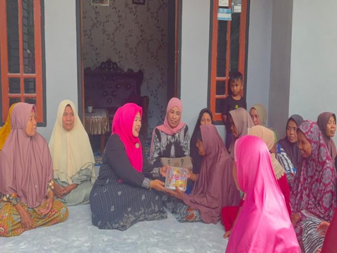 
					GOW Kab. Kampar Kembali Bagi-Bagi Takjil Ramadhan