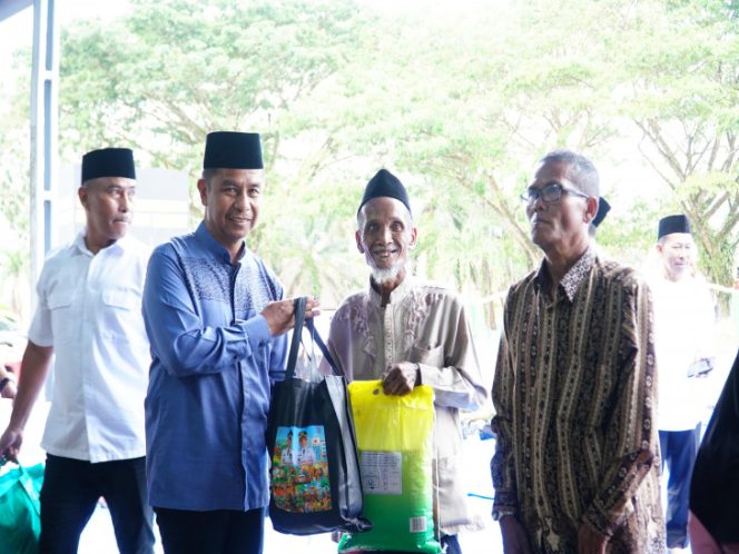 
					Safari Ramadhan di Desa Karya Bhakti, Bupati Kampar: Ajang Silaturahmi dan Wujud Kepedulian Nyata