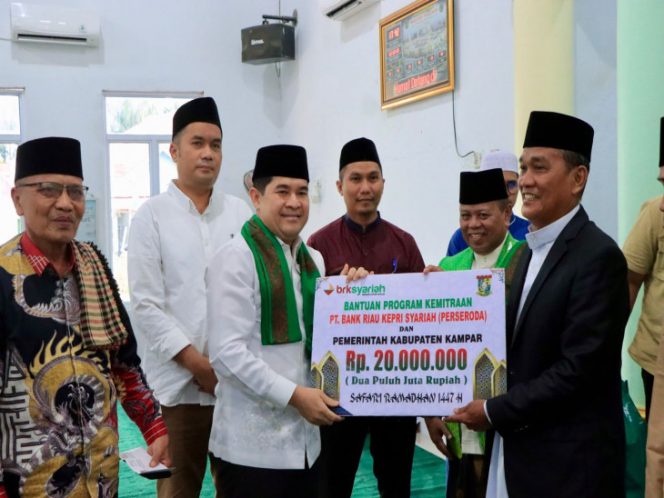 
					Bupati Kampar Diwakili Pj Sekda Pimpin Safari Ramadhan di Masjid At-Taqwa Pulau Bayur Desa Padang Lawas Kec. Tambang