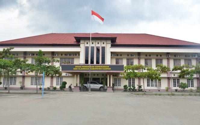 
					Disdikpora Kampar Umumkan Seleksi Penerbit Buku Budaya Melayu Riau