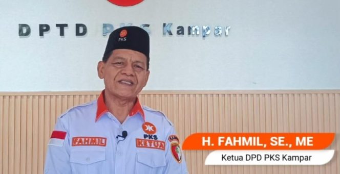 
					Ketua DPD PKS Kampar Fahmil SE Titip Doa untuk Kemajuan Daerah Kepada Jamaah Haji Kampar