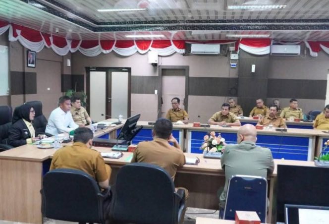 
					Bupati Ahmad Yuzar Pimpin Rapat Persiapan Qurban 1447 H, Tekankan Distribusi Tepat Sasaran