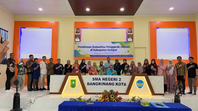 
					MENGHIDUPKAN GERAKAN LITERASI, MENYALAKAN HARAPAN KAMPAR