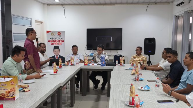 
					Dorong Festival Kampung Patin Masuk Karisma Event Nusantara, Hendry Munief Langsung Video Call Menteri Pariwisata